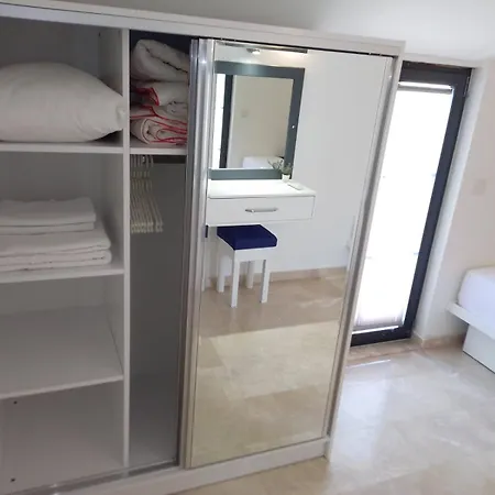 Stonehouse Aparts Dublex 3+1 Mit Meerblick Und Jakuzzi No:5 Appartement *