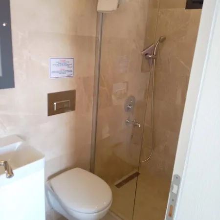 Stonehouse Aparts Dublex 3+1 Mit Meerblick Und Jakuzzi No:5 Lejlighed
