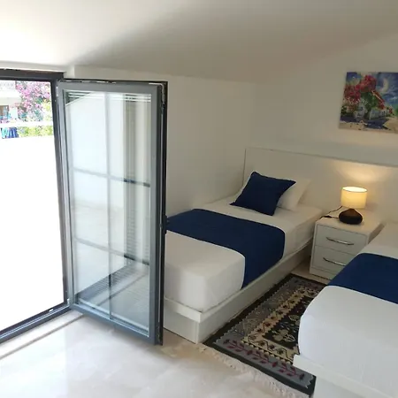 Stonehouse Aparts Dublex 3+1 Mit Meerblick Und Jakuzzi No:5 *